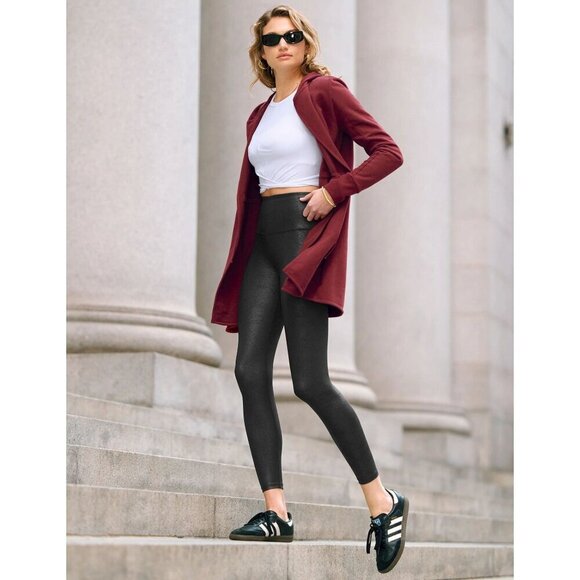 Beyond Yoga Leatherette High Waisted Midi Leggings in Black Leatherette Foil Sm - Picture 13 of 13